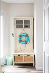 Φωτογραφία από το άλμπουμ του Beachside 108 with Pool Hot Tub and Direct Beach Access σε Traverse City