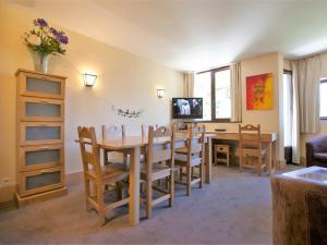Khu vực ghế ngồi tại Charmant appartement pour 8 personnes avec WIFI et parking à Avoriaz - FR-1-314-196 +5 ảnh