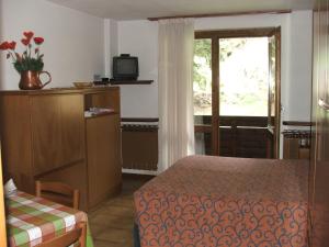 A kitchen or kitchenette at Residence Valfurva Még 10 kép