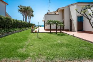 Zahrada ubytování Villa Calliope Pool sea View