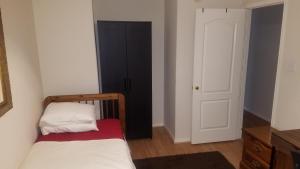 Postel nebo postele na pokoji v ubytování 2 x Twin beds - close to NRG Medical Center Galleria MD Anderson