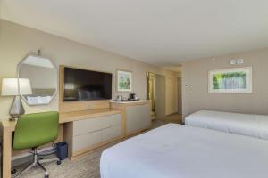 Katil atau katil-katil dalam bilik di DoubleTree by Hilton Chandler Phoenix, AZ