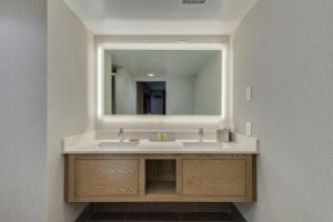 Gambar di galeri bagi DoubleTree by Hilton Chandler Phoenix, AZ di Chandler