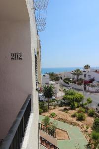 Imagen de la galería de Apartment overlooking to the pool 2450, en La Mata