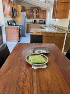 Galeriebild der Unterkunft Moroccan style home with swimming pool in Los Angeles