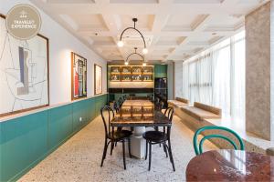 Scarletz Suites KLCC, Travelet