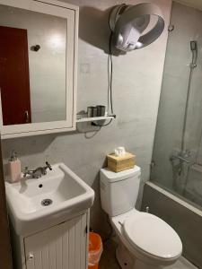 صورة لـ 白紙寓所blank slate B&B-鄰近夜市四人包棟 في ليودونغ