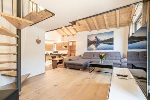 Istumisnurk majutusasutuses Haus Beta by Zermatt Premium Apartments