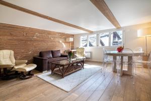 Posezení v ubytování Haus Kirchplatz 4 by Zermatt Premium Apartments