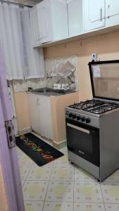Küche/Küchenzeile in der Unterkunft Shamir trm studio