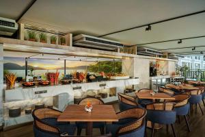 Veitingastaður eða matsölustaður á DoubleTree by Hilton Damai Laut