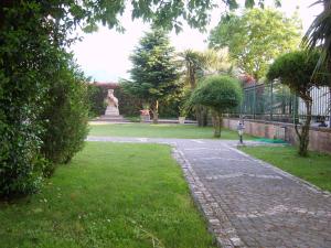 Zahrada ubytování Hotel Rosso Di Sera