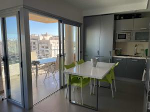 Gallery image of Apartamento con wifipiscina y garaje in Águilas