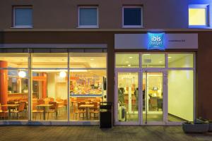 卢森堡宜必思经济酒店餐厅或其他用餐的地方