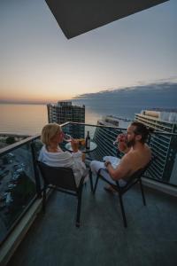 Photo de la galerie de l'établissement 18 FLOOR, à Batoumi