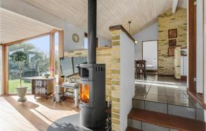 TV a/nebo společenská místnost v ubytování Holiday Home Øer Højden Denm