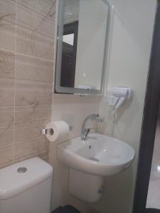 Bathroom sa Albasha