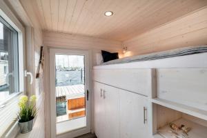 Fotografie z fotogalerie ubytování Hausboot Isa-Bella v destinaci Burg