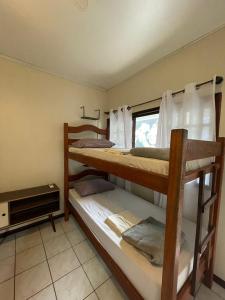 Postel nebo postele na pokoji v ubytování Mahalo Hostel + 54 fotografií