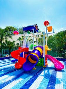 Bazén v ubytování Hotel Nacional Inn Foz do Iguaçu nebo v jeho okolí