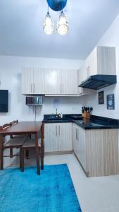 Billede fra billedgalleriet på homeist south almond drive i Talisay + 8 billeder