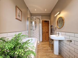Koupelna v ubytování Herdwick Cottage Ambleside