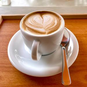 Příslušenství pro přípravu čaje a kávy v ubytování SLOW - Villa & Café