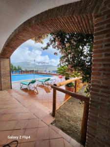 Majoituspaikan Agri Hotel Cilento Forno Antico uima-allas tai lähistöllä sijaitseva uima-allas