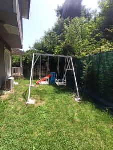 Zahrada ubytování Grandvadi Villa kapalı ısıtmalı havuz