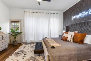 Posteľ alebo postele v izbe v ubytovaní Beautiful 3bed 3bath min from LSU and Mall