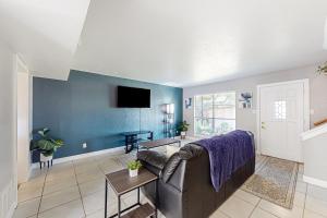 Gallery image of Crows Nest #E in Garland