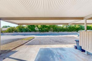 Gallery image of Crows Nest #E in Garland