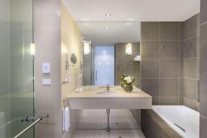 Un baño de Hilton Auckland
