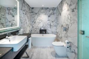 Un baño de Hilton Auckland