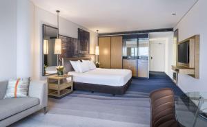 Cama o camas de una habitación en Hilton Auckland