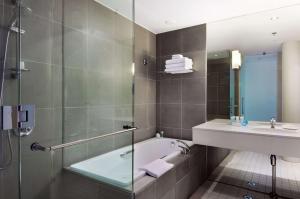 Un baño de Hilton Auckland