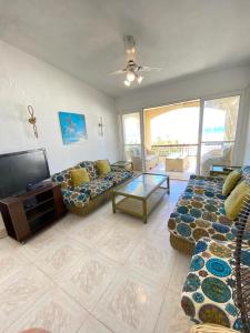 Μια τηλεόραση ή/και κέντρο ψυχαγωγίας στο اول صف على البحر مارينا الساحل الشمالي0 هـ