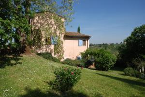 Zahrada ubytování Appartamento con patio privato e giardino tra Pisa e Firenze