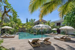 Bazén v ubytování The Hava Ubud A Pramana Experience nebo v jeho okolí