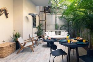 Classy 1 BR Apt w Private Balcony By Sea N' Rent