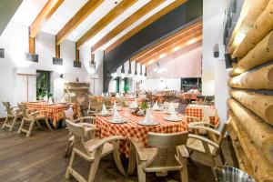 Restaurace v ubytování Hotel Orizont