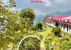 Ảnh trong thư viện ảnh của Haut Monde King's Paradise Resort ở Kanatal