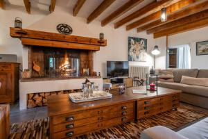 Χώρος καθιστικού στο Chalet La Gravière