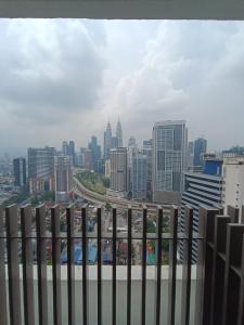 Gambar di galeri bagi CL 27A Insta KLCC View & Infinity Pool View di Kuala Lumpur
