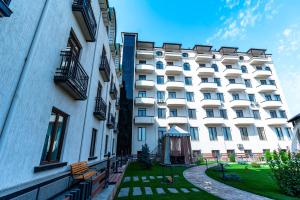 Bangunan di mana terletaknya hotel