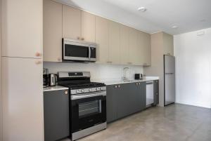 Gallery image of Culver City studio w gym lounge grill nr 405 LAX-1132 in Los Angeles