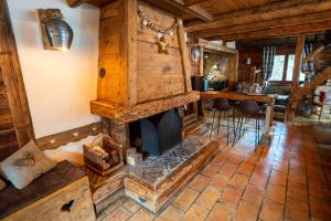 Posezení v ubytování Savoya Lodges