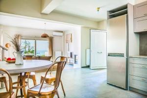 Kuchyň nebo kuchyňský kout v ubytování Villa Nektaria + 2 fotografie