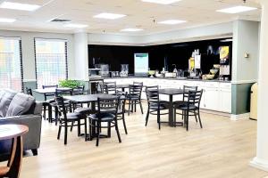 Restoran atau tempat makan lain di Quality Inn Port Wentworth Savannah North