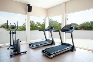 Fitness centrum a/nebo fitness zařízení v ubytování Alhambra Hotel & Convention, BW Signature Collection